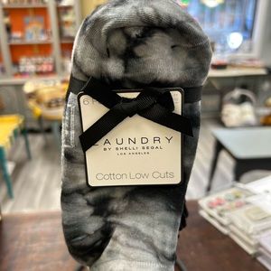 Laundry by Shelli Segall low cut socks
